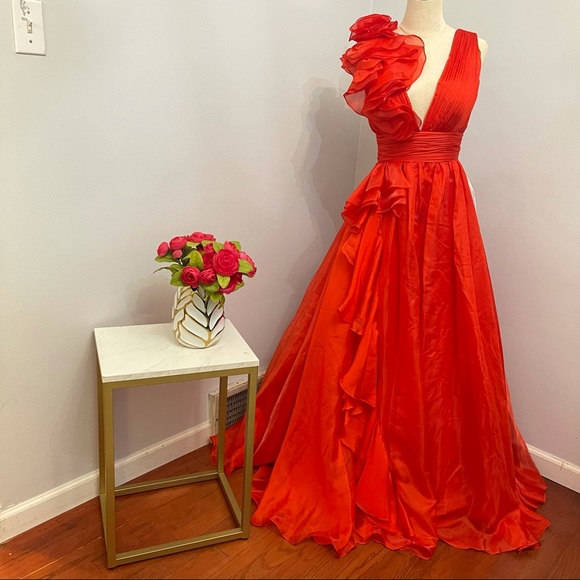 Mac Duggal Ruffle Detail Ruched Cherry Red Chiffon Ballgown Size 4 New With Tag - Picture 6 of 16